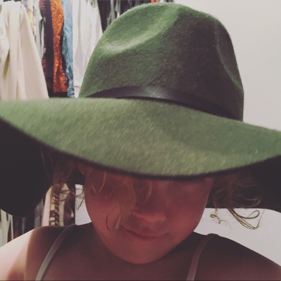 Profile Picture of Jessica Litwack (@jesslitty) on Poshmark