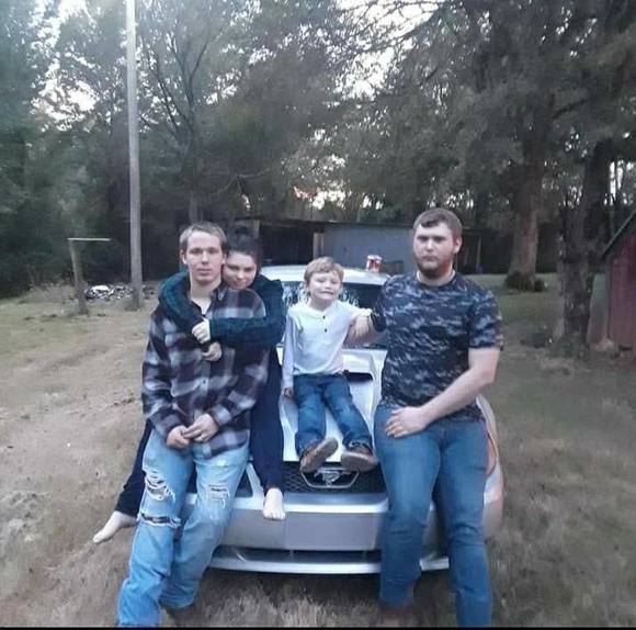 Profile Picture of Daniel Wooten (@danielrwooten) on Poshmark