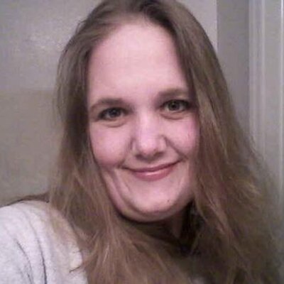 Profile Picture of Lisa Brouillette (@sweetone4u78) on Twitter