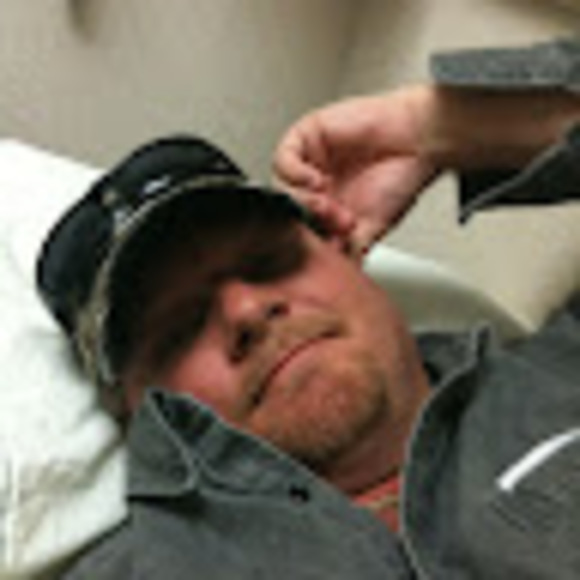 Profile Picture of Martin Palmer (@martinep2009) on Poshmark