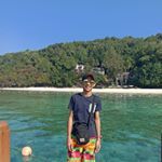 Profile Picture of 𝔠𝔞𝔩𝔳𝔦𝔫 𝔯 𝔰𝔦𝔫𝔫𝔦𝔞𝔥 (@calvinsinniah_) on Instagram