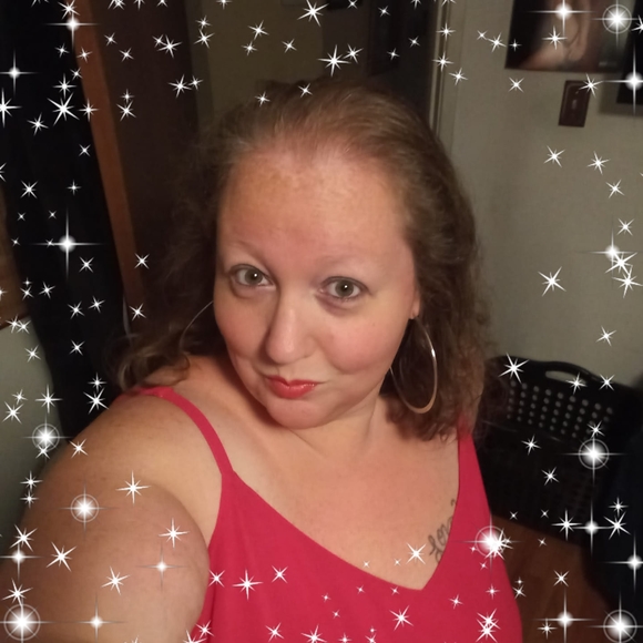 Profile Picture of Andrea Stubblefield (@blkkittymama) on Poshmark