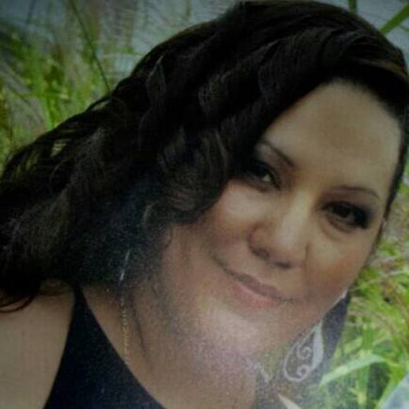 Profile Picture of Simone Callender (@simonecallender) on Poshmark