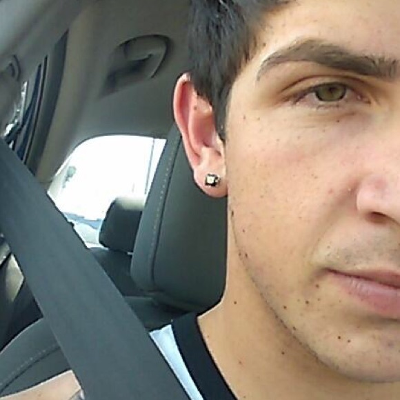 Profile Picture of Joey Passafiume (@jp0220) on Poshmark