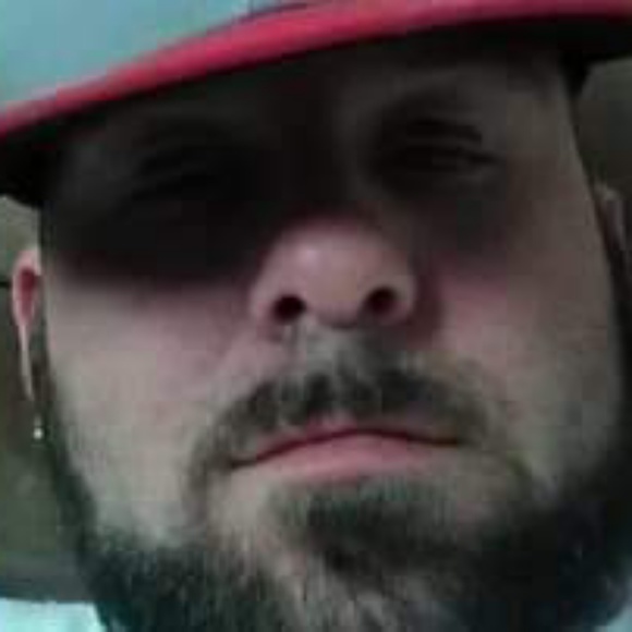 Profile Picture of Daniel Boland (@thadjb87) on Poshmark