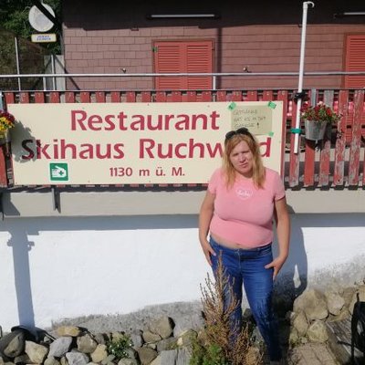 Profile Picture of Julia Schoch (@JuliaSchoch) on Twitter
