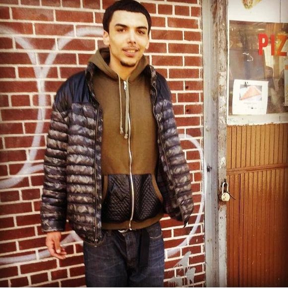 Profile Picture of Christopher Adams (@christophera271) on Poshmark