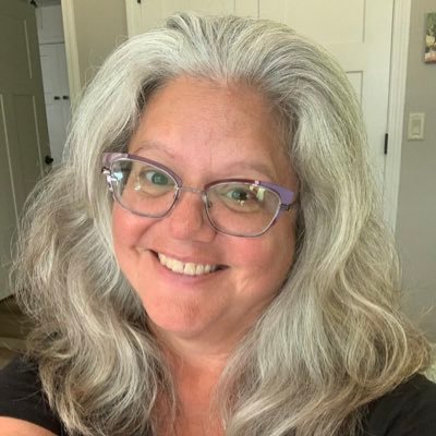 Profile Picture of Rhonda Ferrara (@ferrara_rhonda) on Twitter