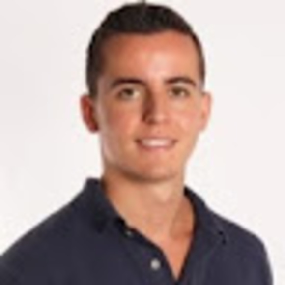 Profile Picture of Andrew Ferris (@aferris11) on Poshmark