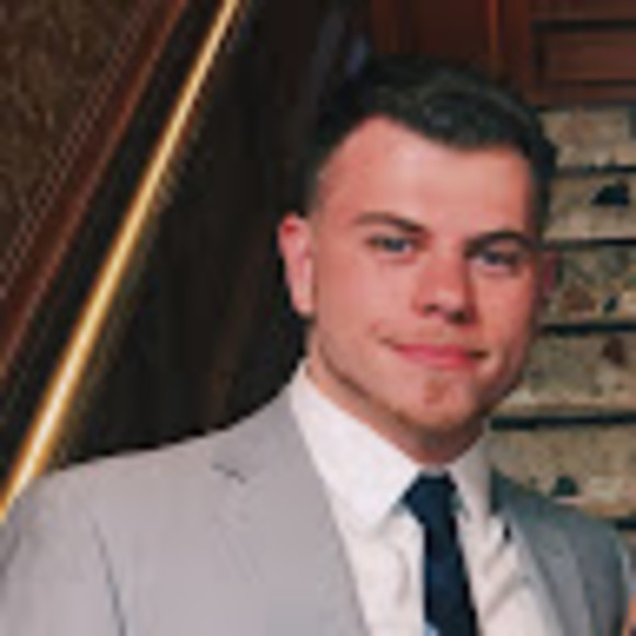 Profile Picture of Daniel Kogut (@daniel_kogut) on Poshmark