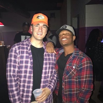 Profile Picture of Bailey Burns (@Bailey_Burns68) on Twitter