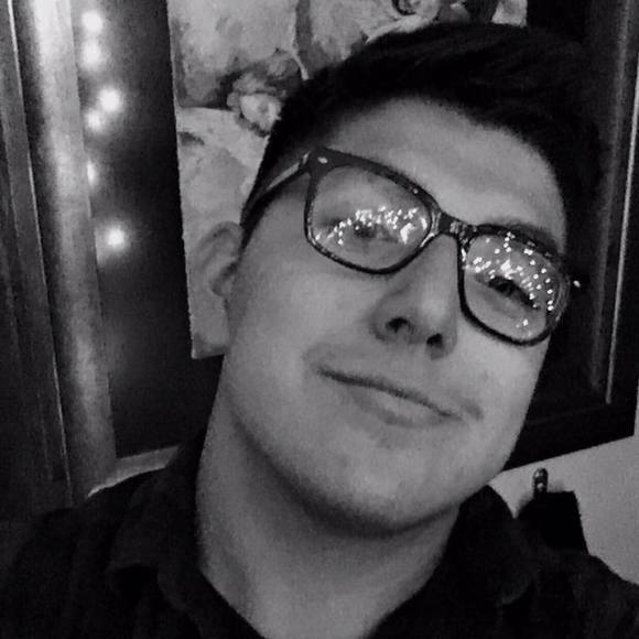 Profile Picture of Fernando Saucedo (@fernandosauc968) on Poshmark