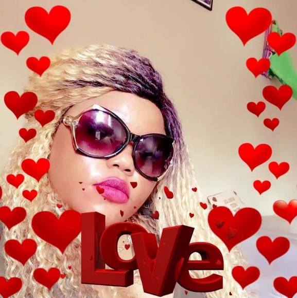 Profile Picture of Zita Benam (@zitabenam444) on Poshmark