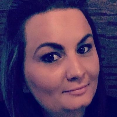 Profile Picture of Laura Bunn (@bunn1985) on Twitter