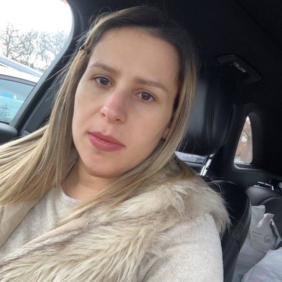 Profile Picture of Valbona Qato (@valbonaqato) on Poshmark
