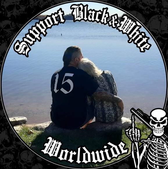 Profile Picture of Tom Hudson (@tomhud1956) on Poshmark