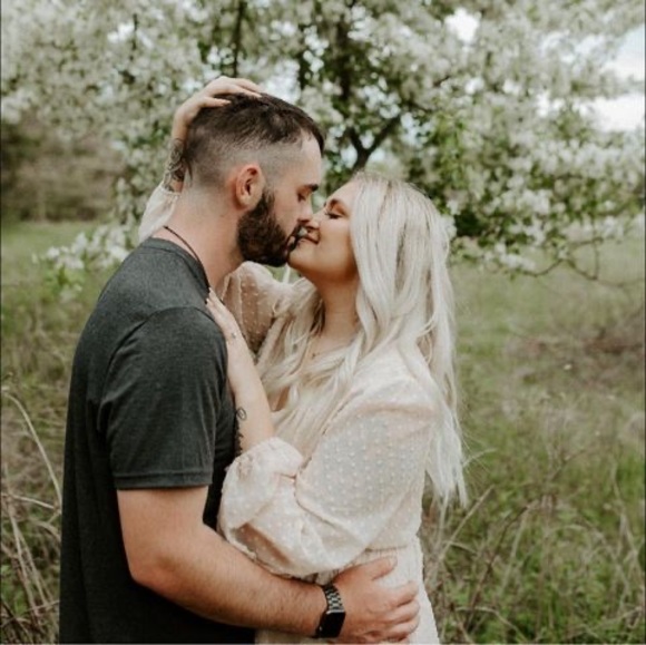 Alyssa Vanduyne - Poshmark Profile Picture of Alyssa Vanduyne (@aldcxo) on Poshmark