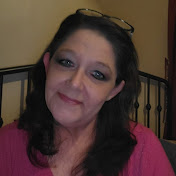 Profile Picture of Kellye Stanfield (@WarningLabel_Nena) on Youtube