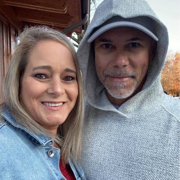 Profile Picture of Lori Gomillion (@gmoney153) on Poshmark