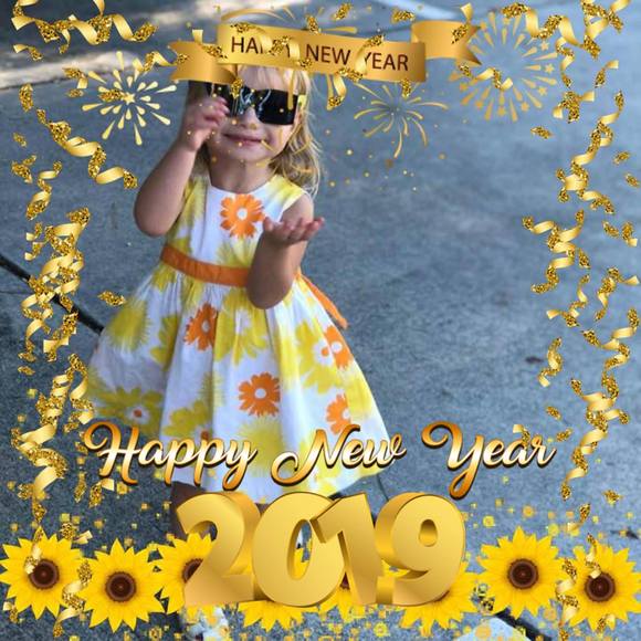 Profile Picture of Debra Helms (@debrabeachmom62) on Poshmark