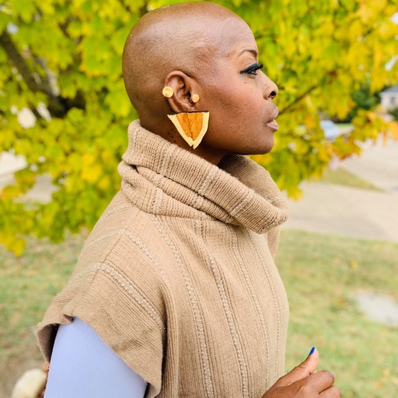 Kimberly Bloom - Poshmark Profile Picture of Kimberly Bloom (@kimbloom) on Poshmark