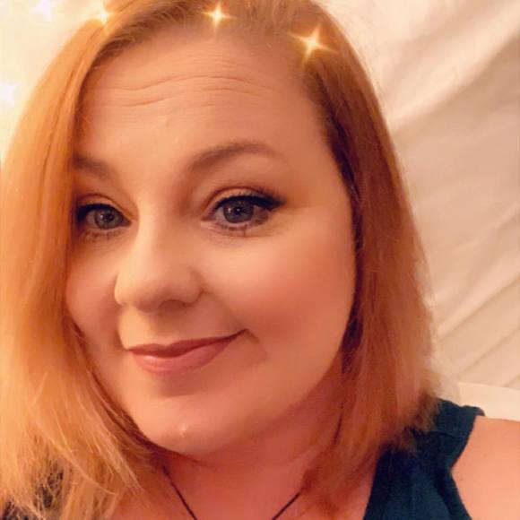 Profile Picture of Christina Benway (@cheidgerken) on Poshmark