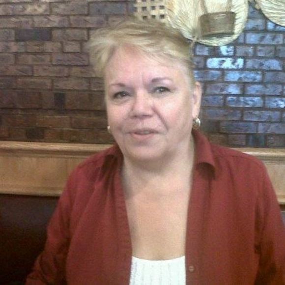 Profile Picture of Janette Dennhardt (@marthajdenn) on Poshmark