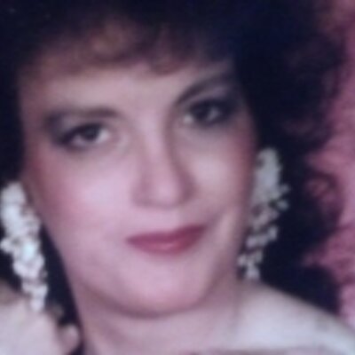Profile Picture of Ann Garren-Weeks (@@annweeks) on Twitter