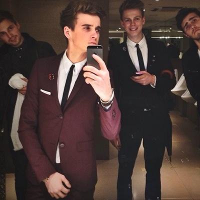 Profile Picture of Julia Gleason (@youtubersbrits) on Twitter
