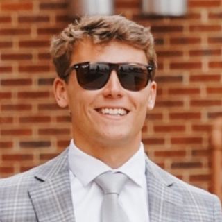 Profile Picture of ℝ𝕆𝔹𝔼ℝ𝕋 𝔾𝕌ℕℕ 𝕀𝕀𝕀 (@robert_gunn_3) on Instagram