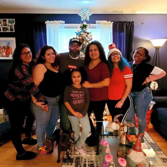 Profile Picture of Jahaira Carambot (@vzqz79) on Poshmark