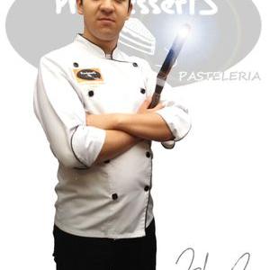Profile Picture of John Preciado (@johnplus182) on Twitter