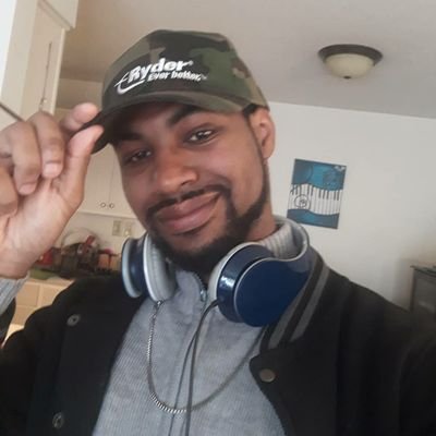 Profile Picture of Joshua Alexander Peterson (@Just_Joshua7) on Twitter