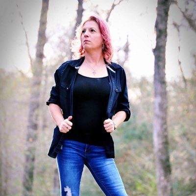 Profile Photo of Donna Abell (@DonnaAbell4) on Twitter