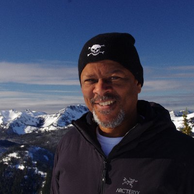 Profile Picture of Carlton J. Smith (@Squarebiz26) on Twitter