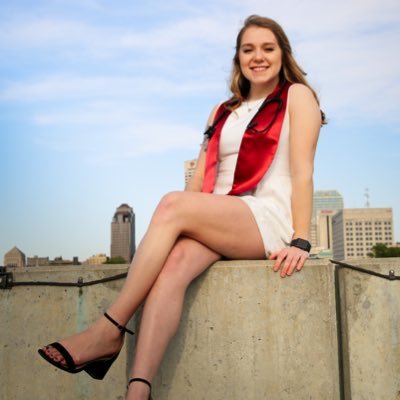 Profile Picture of Fallon Daniels (@fallonlidaniels) on Twitter