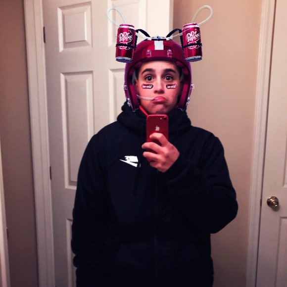 Profile Picture of Bryson Zambrzycki (@butteredbreezy1) on Poshmark