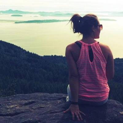 Profile Picture of Angela Jean Cloud (@AJeanCloud) on Twitter