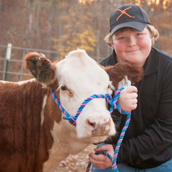 Profile Picture of Grant Mcdaniel (@showcattle3) on Poshmark