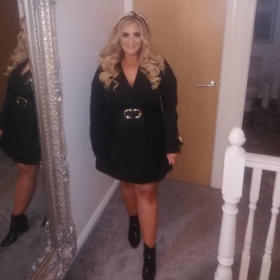 Profile Picture of Aimee Magee (@ox_aimee_ox) on Twitter