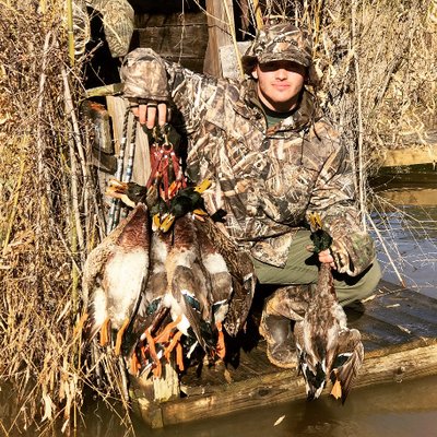 Profile Picture of Evan Vaughn (@SCHuntin_Fishin) on Twitter