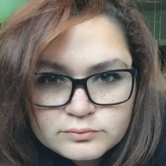 Profile Picture of Christine Miele (@cmiele) on Poshmark