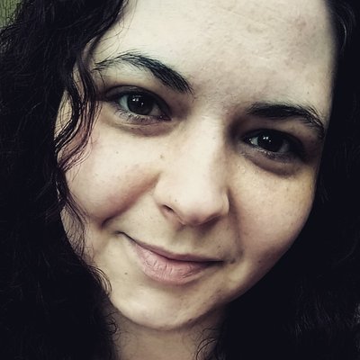 Profile Picture of Agnes Peterfi (@@mcdream86) on Twitter