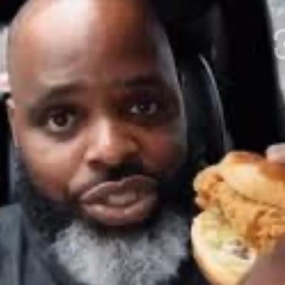 Profile Picture of Blake Shaw (@balek214) on Poshmark