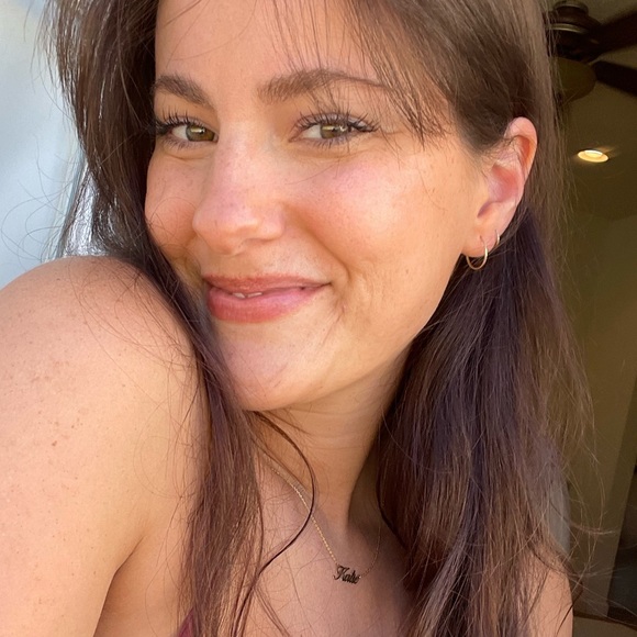 Profile Picture of Katherine Mesa (@katiemesa) on Poshmark