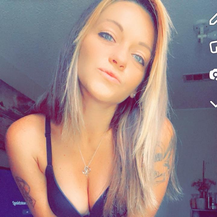 Profile Picture of Amber Dixon (@@amberdixon86) on Tiktok