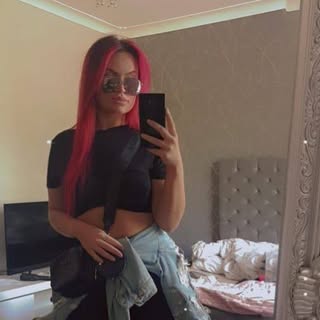 Profile Picture of Chloe Mullins (@mullins.chloe) on Instagram