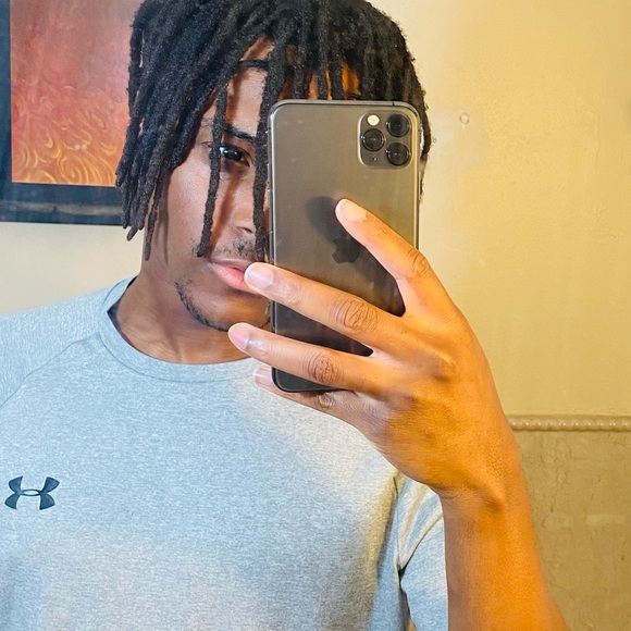 Profile Picture of Aster Yuno (@asterothe) on Poshmark