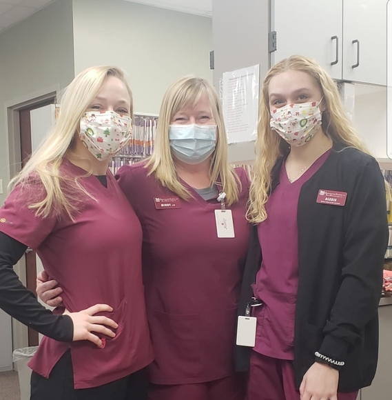 Profile Picture of Mindy Neaville (@mindydave) on Poshmark