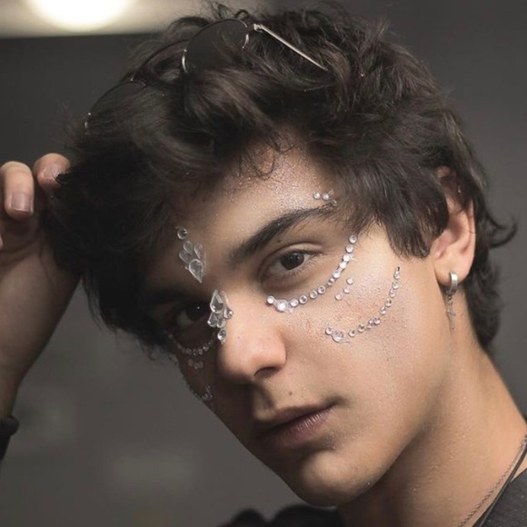 Profile Picture of Gustavo Toledo (@gustavo_toledo) on Poshmark